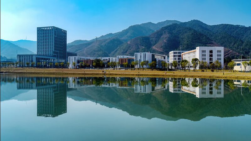 技术实力是衡量PCB打样厂家的重要标准。优质的厂家应具备以下特点：